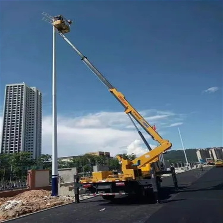 册亨维修路灯的曲臂升降车出租