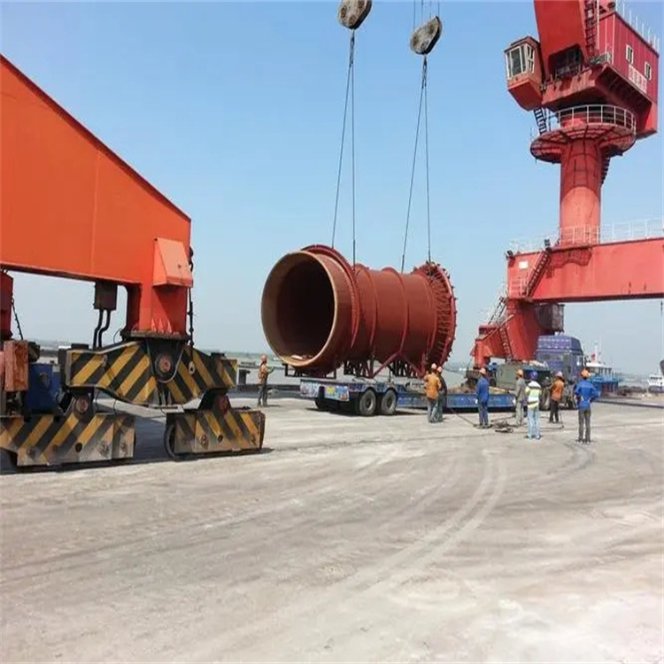 册亨230吨折臂吊车出租电话